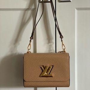 Louis Vuitton Twist MM Bag